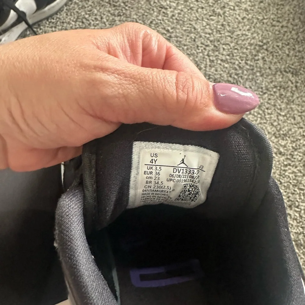 Kids Jordan Air 1 low shoes